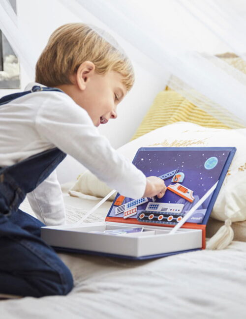 Joc educativ Cosmos, Janod, cu piese magnetice, 3 ani+